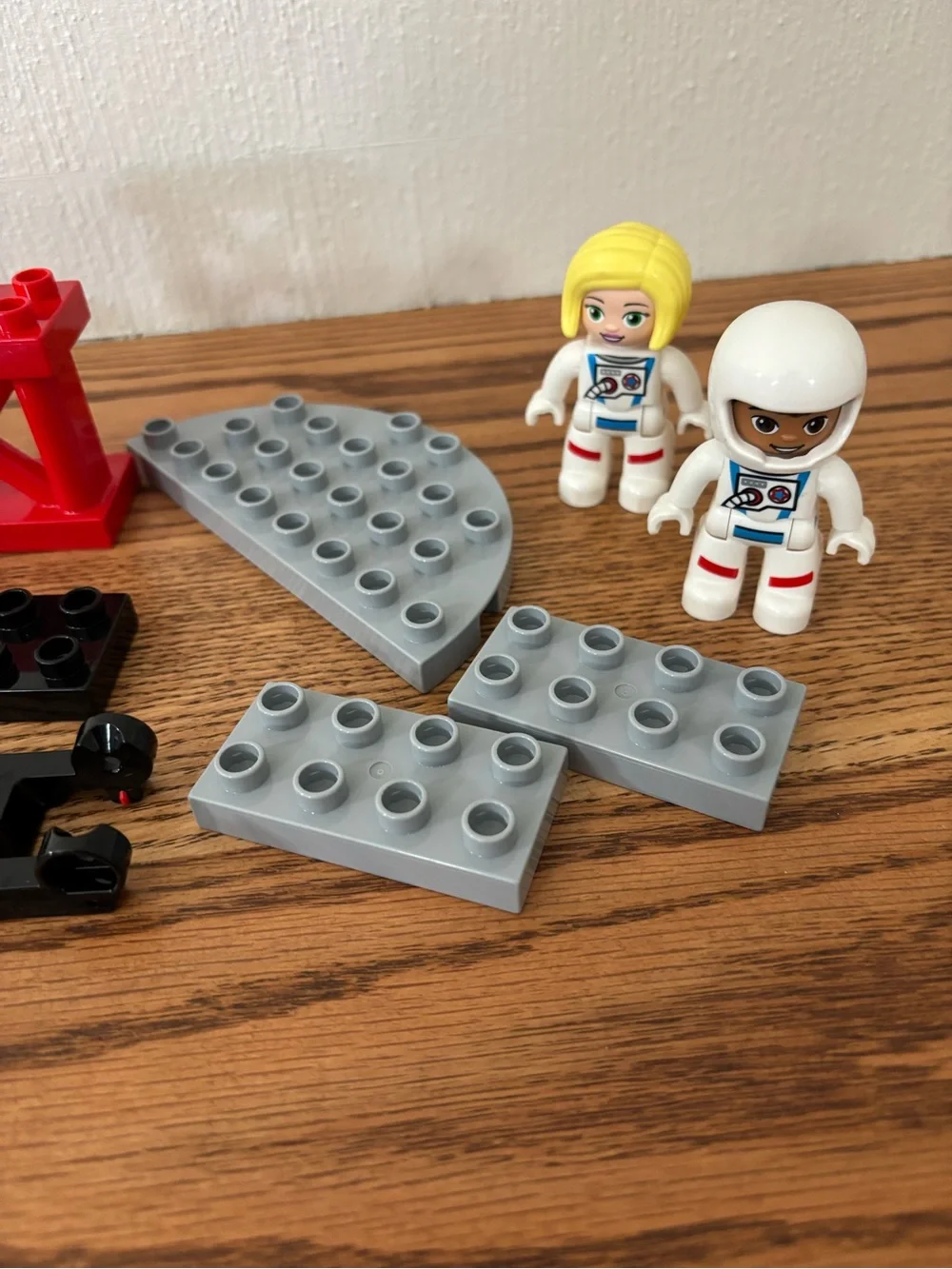Lego Duplo Space Shuttle Mission 10944 Playset Incomplete